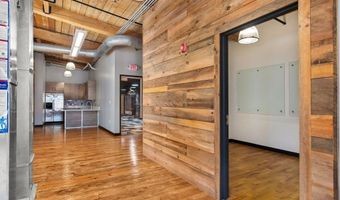 77 Elm St 302, Amesbury, MA 01913