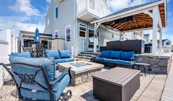 26 Jib Ct, Bayville, NJ 08721