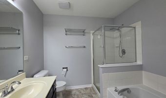 2631 N Greenwood Ave 2631, Arlington Heights, IL 60004