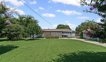 106 Oakwood Dr, Keene, TX 76059