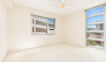 3009 Ala Makahala Pl 504, Honolulu, HI 96818