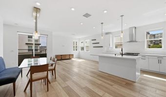 2702 Via Avella, San Diego, CA 92108
