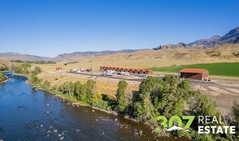 3256 N Fork Hwy, Cody, WY 82414