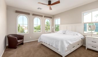 2477 W MARKET Pl 69, Chandler, AZ 85248