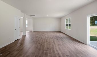 959 Misty Creek Dr, Aberdeen, NC 28315
