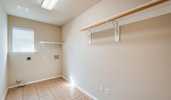 706 Lakeview Dr, Alvarado, TX 76009