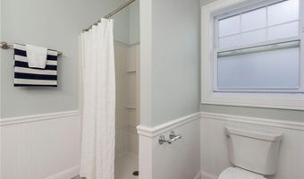 161 Seawynds Dr, North Kingstown, RI 02852