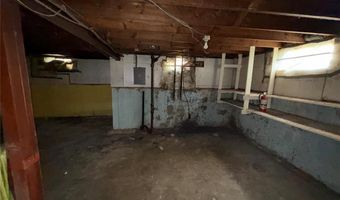 1548 Highland Ave, Alton, IL 62002