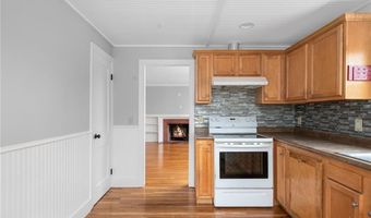 127 Prospect St, East Greenwich, RI 02818