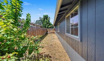 111 Enos St, Amity, OR 97101
