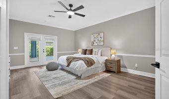 908 HILLY BEND Dr, Apopka, FL 32712
