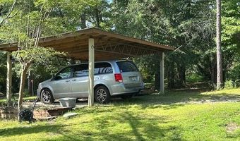 850 Gambier Dr, Alford, FL 32420