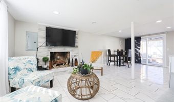 31 Salina Ave, Johnston, RI 02919