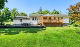 52 Campbell Ave, Airmont, NY 10901