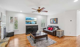 706 Braidwood Rdg NW, Acworth, GA 30101