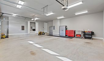 168 Bobby Lynn, Adkins, TX 78101