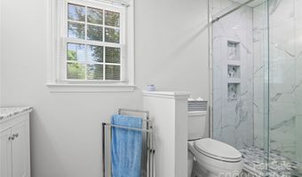 6119 Carmel Station Ave, Charlotte, NC 28226