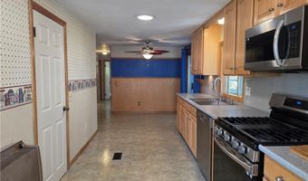 1 Hopkins Ct, Coventry, RI 02816