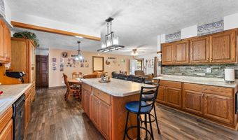 1422 MCCLOUD Rd, Aledo, IL 61231