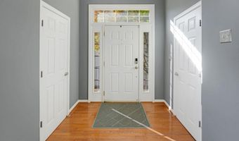 41863 CINNABAR Sq, Aldie, VA 20105