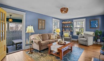 26 Keith Ave, Cranston, RI 02910