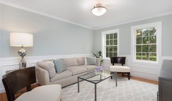 42 E Lantern Rd, Lincoln, RI 02865