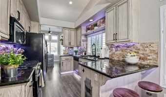 3358 Lake Circle Dr, Fallbrook, CA 92028