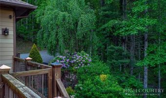 171 Camp Davis Rd, Banner Elk, NC 28604