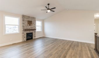 4407 NE 8th St, Ankeny, IA 50021