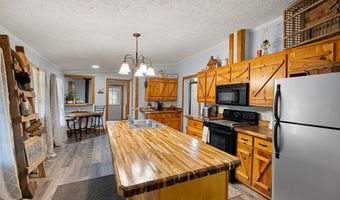 215 Erwin Rd, Adairsville, GA 30103