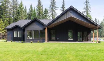 7458 E Duke Ln, Athol, ID 83801