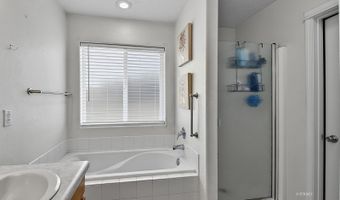 310 Oakridge Dr, Elko, NV 89801