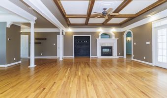 2110 Dena Dr, Anderson, IN 46017