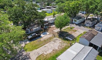 58 Leisure Dr, Auburndale, FL 33823