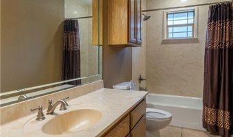 1904 Santa Rosa Dr, Alice, TX 78332