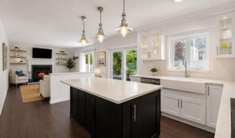 36 E Lincoln Ave, Atlantic Highlands, NJ 07716