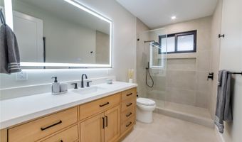 629 Halela St A, Kailua, HI 96734