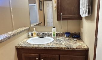 2 Canary Ct, Artesia, NM 88210