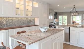 11 CHESAPEAKE Lndg, Annapolis, MD 21403