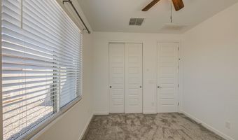 318 W STRIDING EDGE Dr, San Tan Valley, AZ 85140