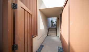 208 Holomoana Way 14B, Kihei, HI 96753