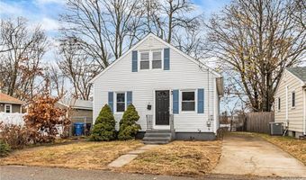 41 Gleason St, Cranston, RI 02910