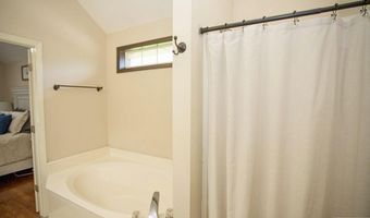158 SILVERSTONE Ln, Alabaster, AL 35007