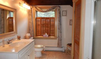 82 Breezy Hill Rd, Bradford, NH 03221