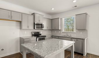 634 LYTHAM Dr, Aiken, SC 29801