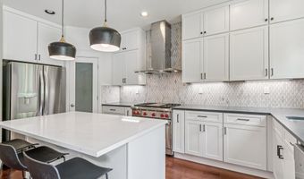 8168 SW 174TH Ter, Beaverton, OR 97007
