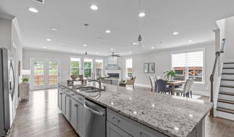 1017 Blackpool Ct, Apex, NC 27502