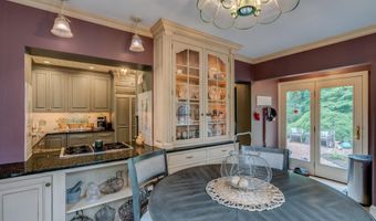 407 N TULPEHOCKEN Rd, Reading, PA 19601