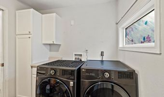 1510 E 40th Ct, Anchorage, AK 99508