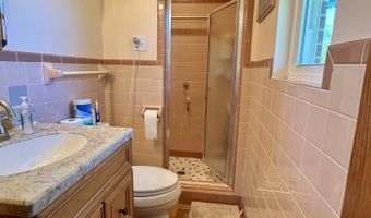 121 Magnolia Dr, Benton, TN 37307